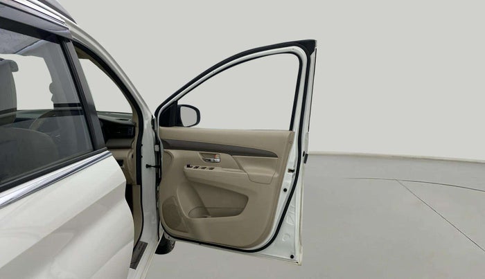 2024 Maruti Ertiga VXi (O), Petrol, Manual, 38,169 km, RHS Front Door