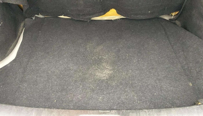 2016 Maruti Swift Dzire ZDI, Diesel, Manual, 74,808 km, Boot Open Zoomed View