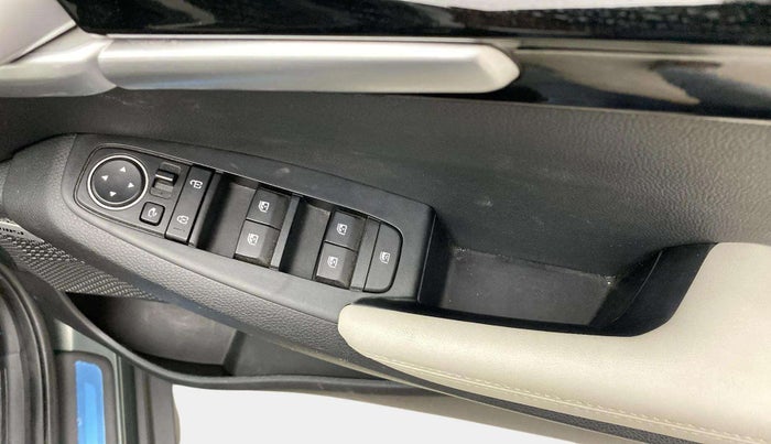 2024 KIA SELTOS  GTX Plus 1.5 Turbo Petrol DCT, Petrol, Automatic, 25,680 km, Driver Side Door Panels Control
