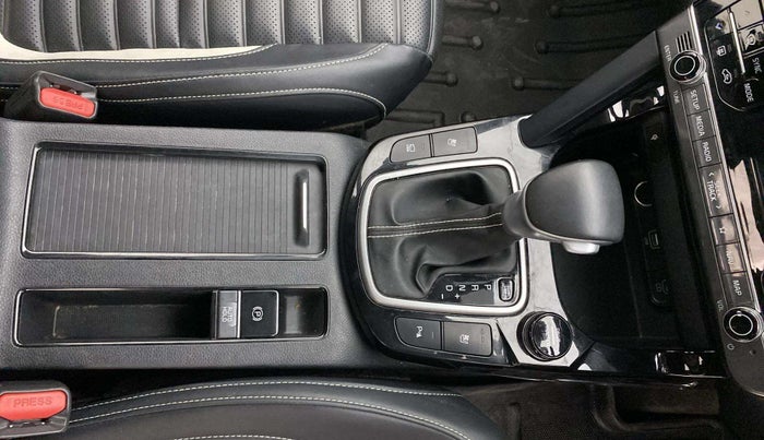 2024 KIA SELTOS  GTX Plus 1.5 Turbo Petrol DCT, Petrol, Automatic, 25,680 km, Gear Lever