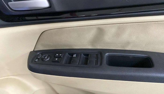 2019 Honda Amaze 1.2L I-VTEC S CVT, Petrol, Automatic, 25,716 km, Driver Side Door Panels Control