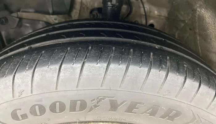 2016 Honda Jazz 1.2L I-VTEC V AT, Petrol, Automatic, 71,703 km, Left Front Tyre Tread