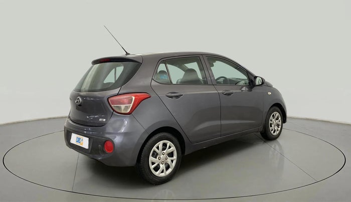 2017 Hyundai Grand i10 MAGNA 1.2 KAPPA VTVT, Petrol, Manual, 38,691 km, Right Back Diagonal