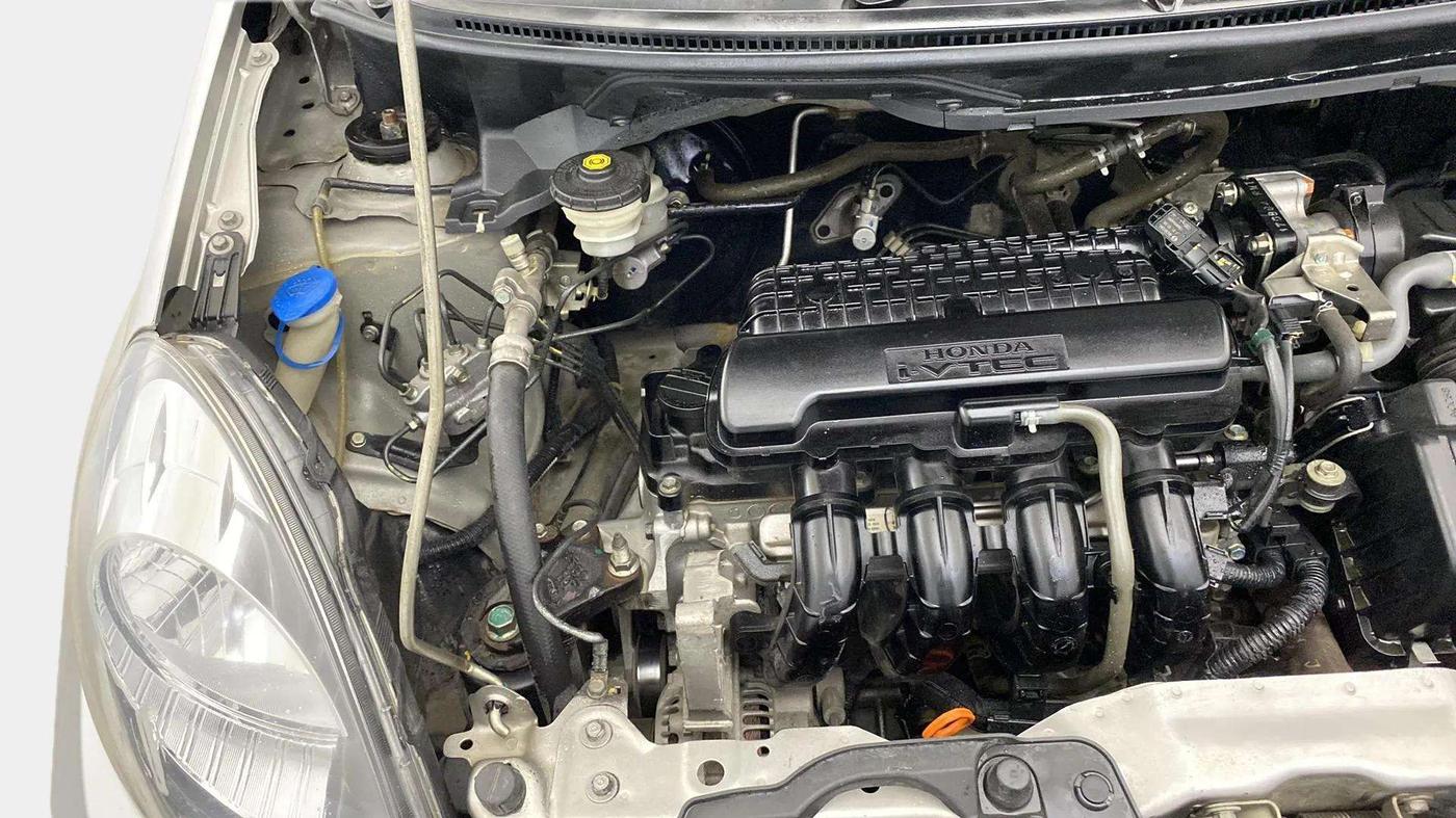 2017 Honda Brio S MT, Petrol, Manual, 81,380 km, Engine View - Right