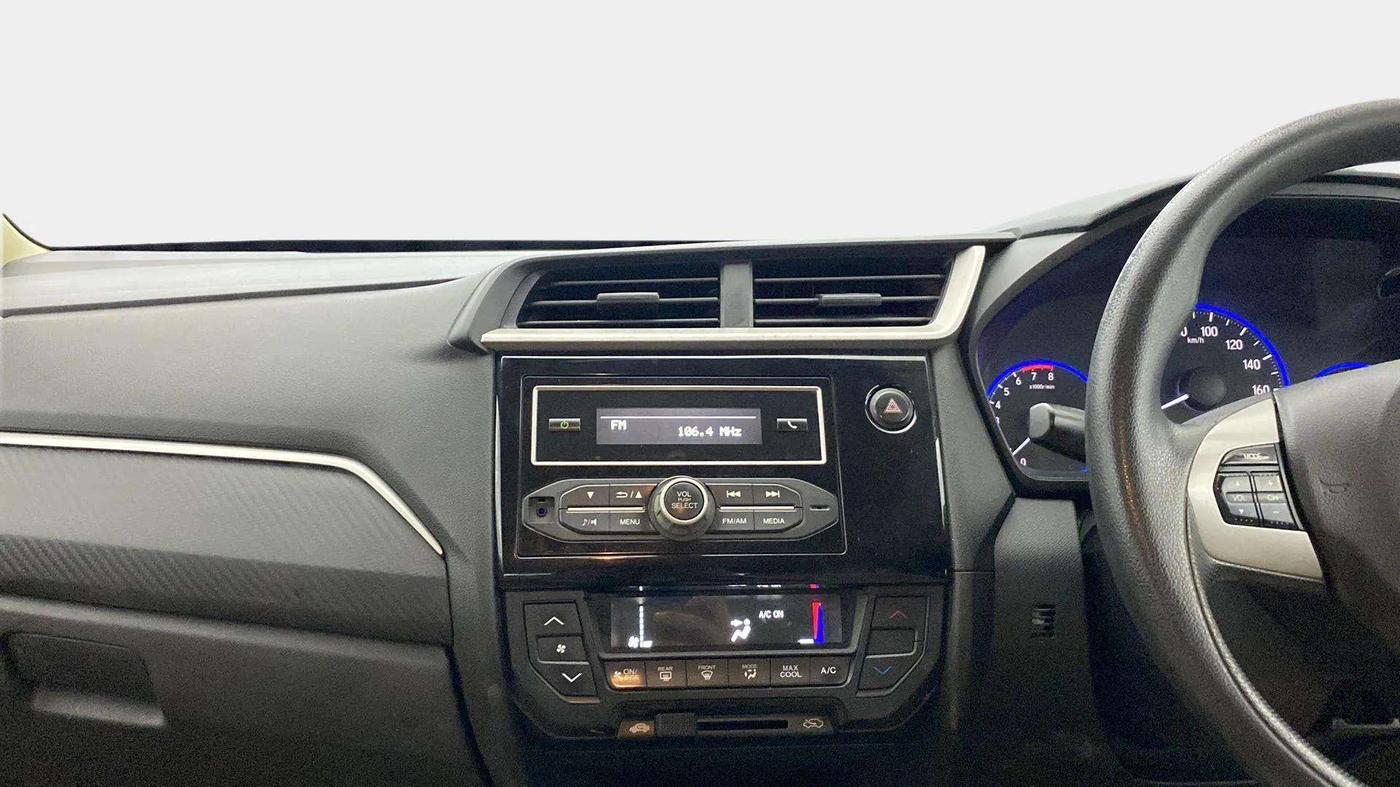 2017 Honda Brio S MT, Petrol, Manual, 81,380 km, Air Conditioner