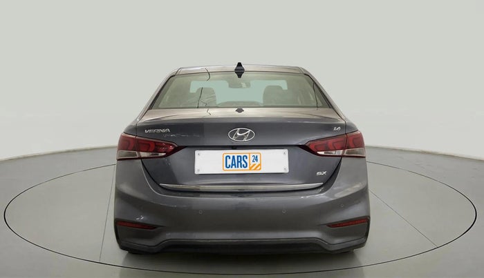 2017 Hyundai Verna 1.6 VTVT SX (O) AT, Petrol, Automatic, 45,752 km, Back/Rear