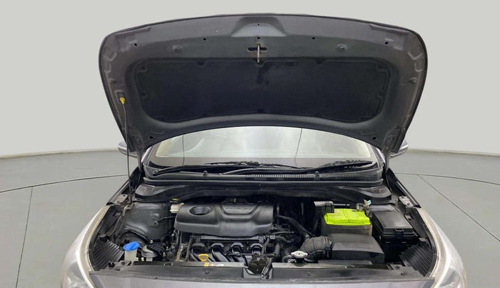 2017 Hyundai Verna 1.6 VTVT SX (O) AT, Petrol, Automatic, 45,752 km, Open Bonet