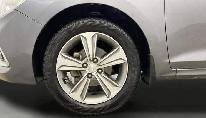 2017 Hyundai Verna 1.6 VTVT SX (O) AT, Petrol, Automatic, 45,752 km, Left Front Wheel