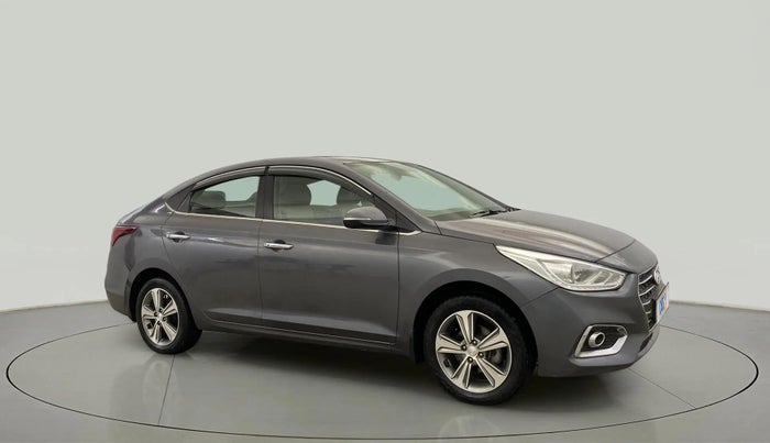2017 Hyundai Verna 1.6 VTVT SX (O) AT, Petrol, Automatic, 45,752 km, Right Front Diagonal