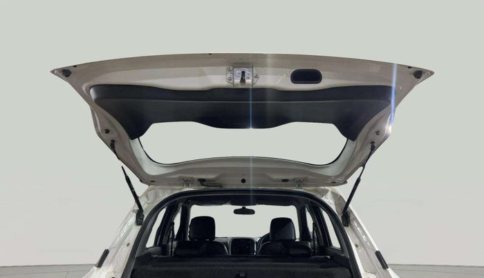 2017 Maruti Vitara Brezza VDI (O), Diesel, Manual, 37,113 km, Boot Door Open