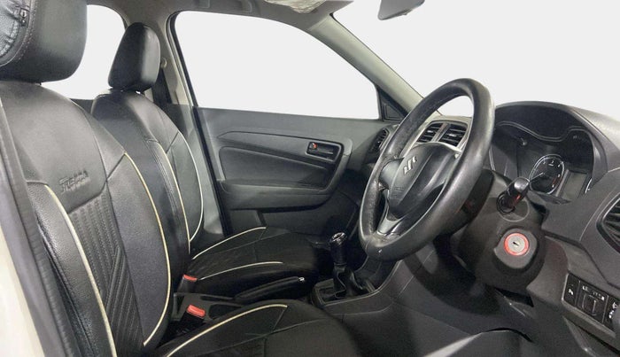 2017 Maruti Vitara Brezza VDI (O), Diesel, Manual, 37,113 km, Right Side Front Door Cabin