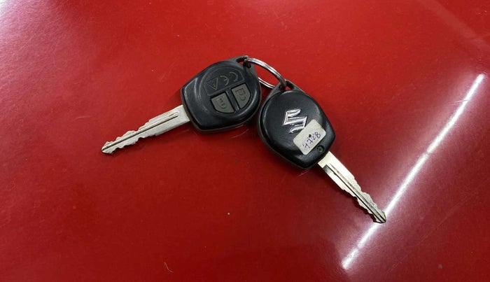 2020 Maruti Swift VXI, Petrol, Manual, 31,985 km, Key Close Up
