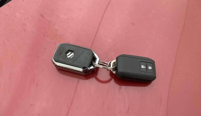 2019 Maruti Baleno ZETA PETROL 1.2, Petrol, Manual, 97,473 km, Key Close Up