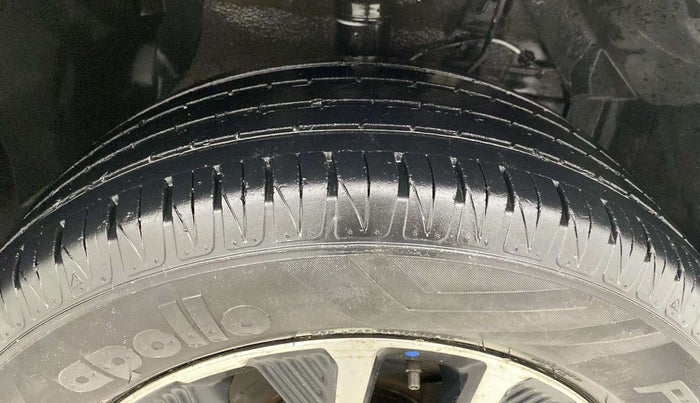 2020 Maruti Vitara Brezza ZXI PLUS AT SHVS, Petrol, Automatic, 90,633 km, Right Front Tyre Tread