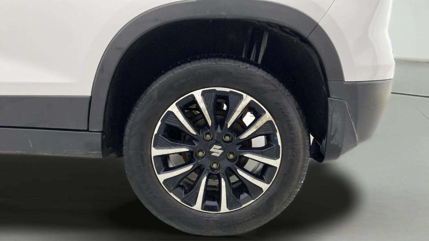 2020 Maruti Vitara Brezza ZXI PLUS AT SHVS, Petrol, Automatic, 90,647 km, Left Rear Wheel