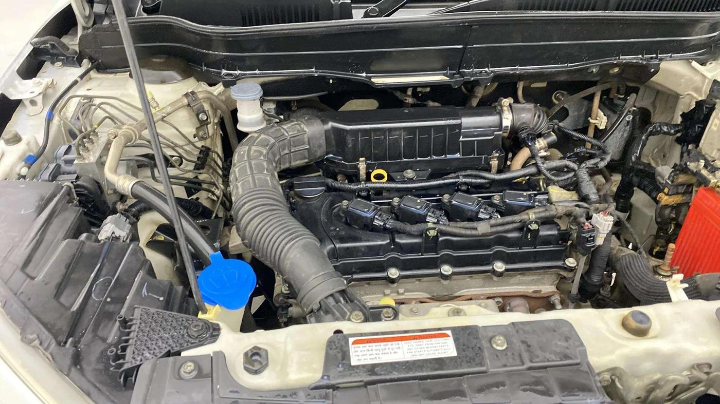 2020 Maruti Vitara Brezza ZXI PLUS AT SHVS, Petrol, Automatic, 90,647 km, Engine View - Right