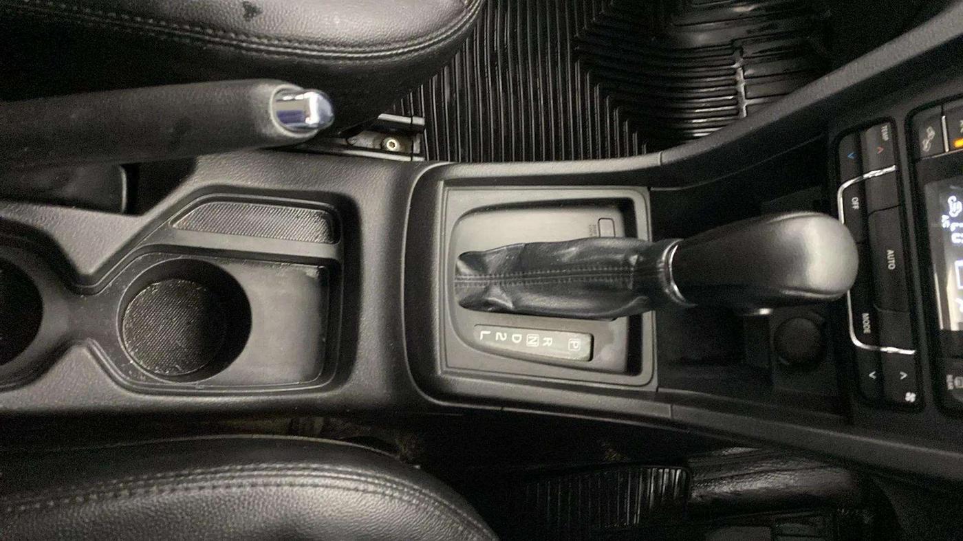 2020 Maruti Vitara Brezza ZXI PLUS AT SHVS, Petrol, Automatic, 90,647 km, Gear Lever