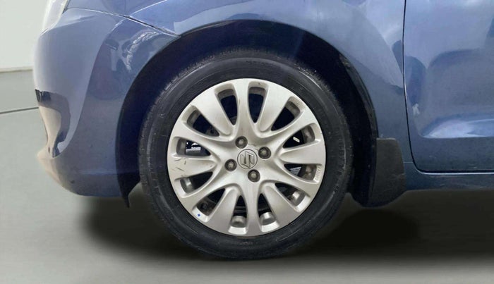2016 Maruti Baleno ALPHA PETROL 1.2, Petrol, Manual, 90,871 km, Left Front Wheel