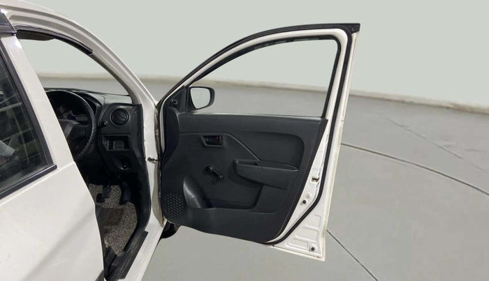 2022 Maruti Alto K10 LXI, Petrol, Manual, 52,906 km, RHS Front Door
