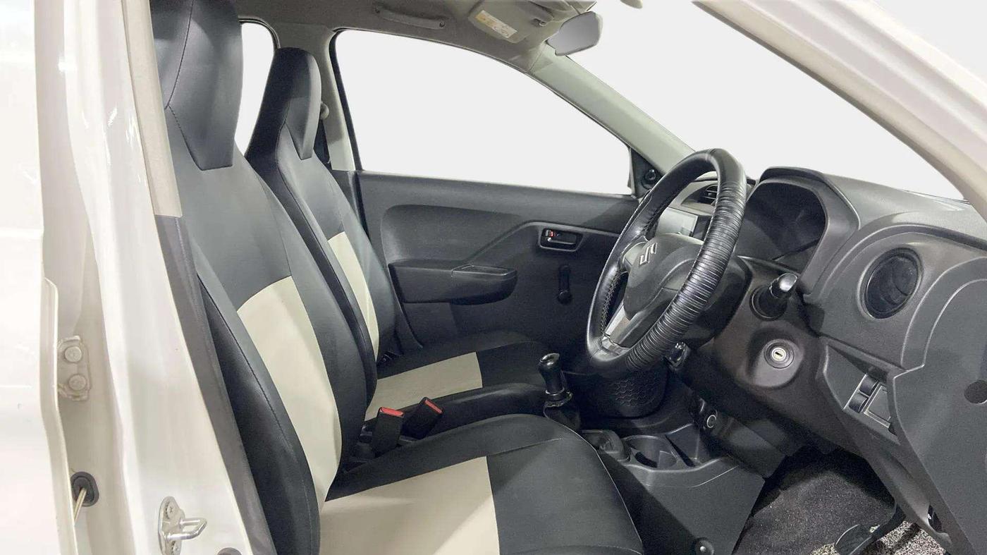 2022 Maruti Alto K10 LXI, Petrol, Manual, 53,111 km, Right Side Front Door Cabin