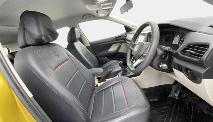 2022 Volkswagen TAIGUN COMFORTLINE 1.0 TSI MT, Petrol, Manual, 22,489 km, Right Side Front Door Cabin