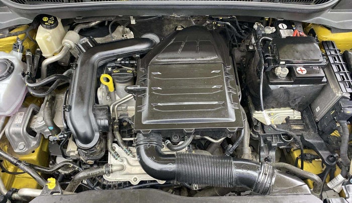 2022 Volkswagen TAIGUN COMFORTLINE 1.0 TSI MT, Petrol, Manual, 22,489 km, Engine View