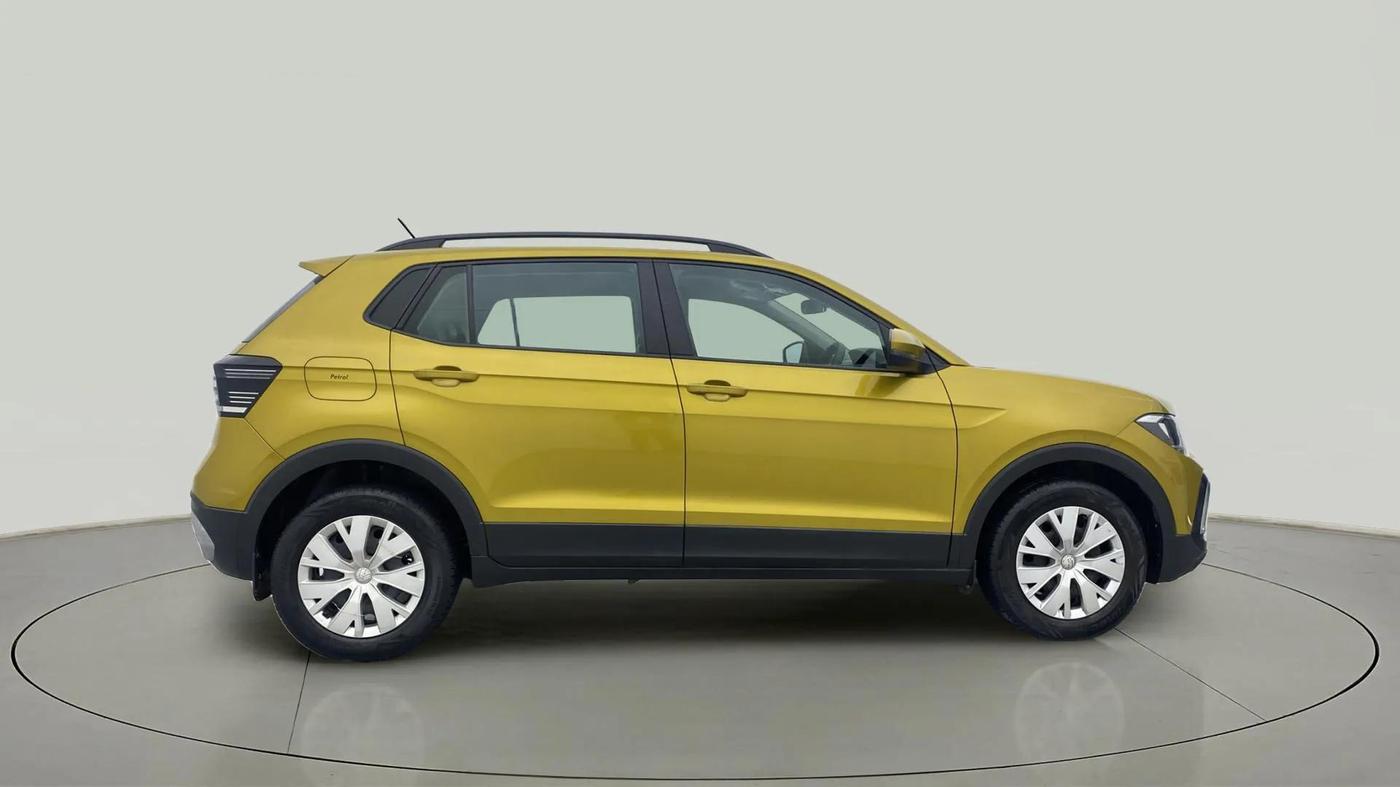 2022 Volkswagen TAIGUN COMFORTLINE 1.0 TSI MT, Petrol, Manual, 22,649 km, Right Side View