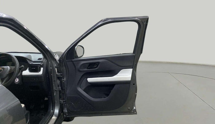 2024 Tata PUNCH PURE MT, Petrol, Manual, 6,602 km, RHS Front Door