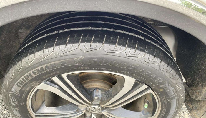 2022 MG ASTOR SHARP EX 1.5 MT, Petrol, Manual, 52,293 km, Left Rear Tyre Tread