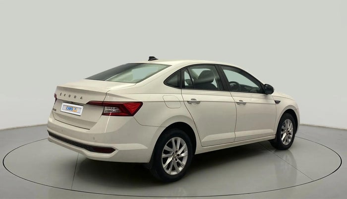 2022 Skoda SLAVIA AMBITION 1.0L TSI MT, Petrol, Manual, 26,177 km, Right Back Diagonal