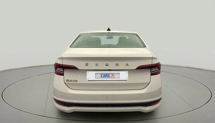 2022 Skoda SLAVIA AMBITION 1.0L TSI MT, Petrol, Manual, 26,177 km, Back/Rear