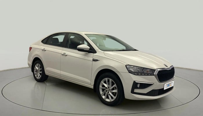 2022 Skoda SLAVIA AMBITION 1.0L TSI MT, Petrol, Manual, 26,177 km, Right Front Diagonal