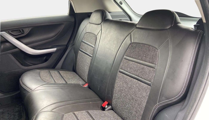 2023 Tata NEXON XM PLUS SUNROOF PETROL, Petrol, Manual, 13,424 km, Right Side Rear Door Cabin