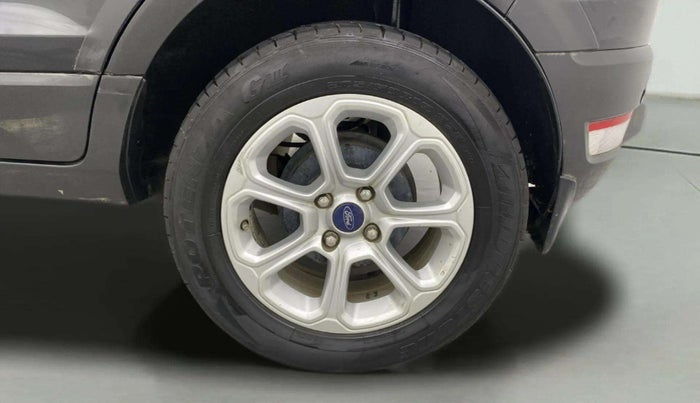 2021 Ford Ecosport TITANIUM 1.5L DIESEL, Diesel, Manual, 1,08,479 km, Left Rear Wheel
