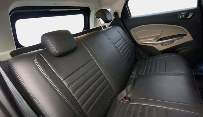2021 Ford Ecosport TITANIUM 1.5L DIESEL, Diesel, Manual, 1,08,479 km, Right Side Rear Door Cabin