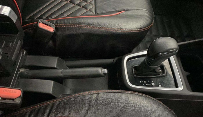 2018 Maruti Swift ZXI AMT, Petrol, Automatic, 74,066 km, Gear Lever