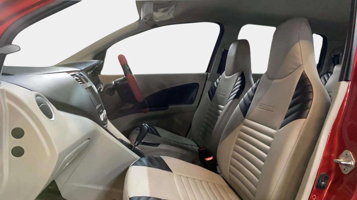 2017 Maruti Celerio VXI AMT, Petrol, Automatic, 50,507 km, Right Side Front Door Cabin