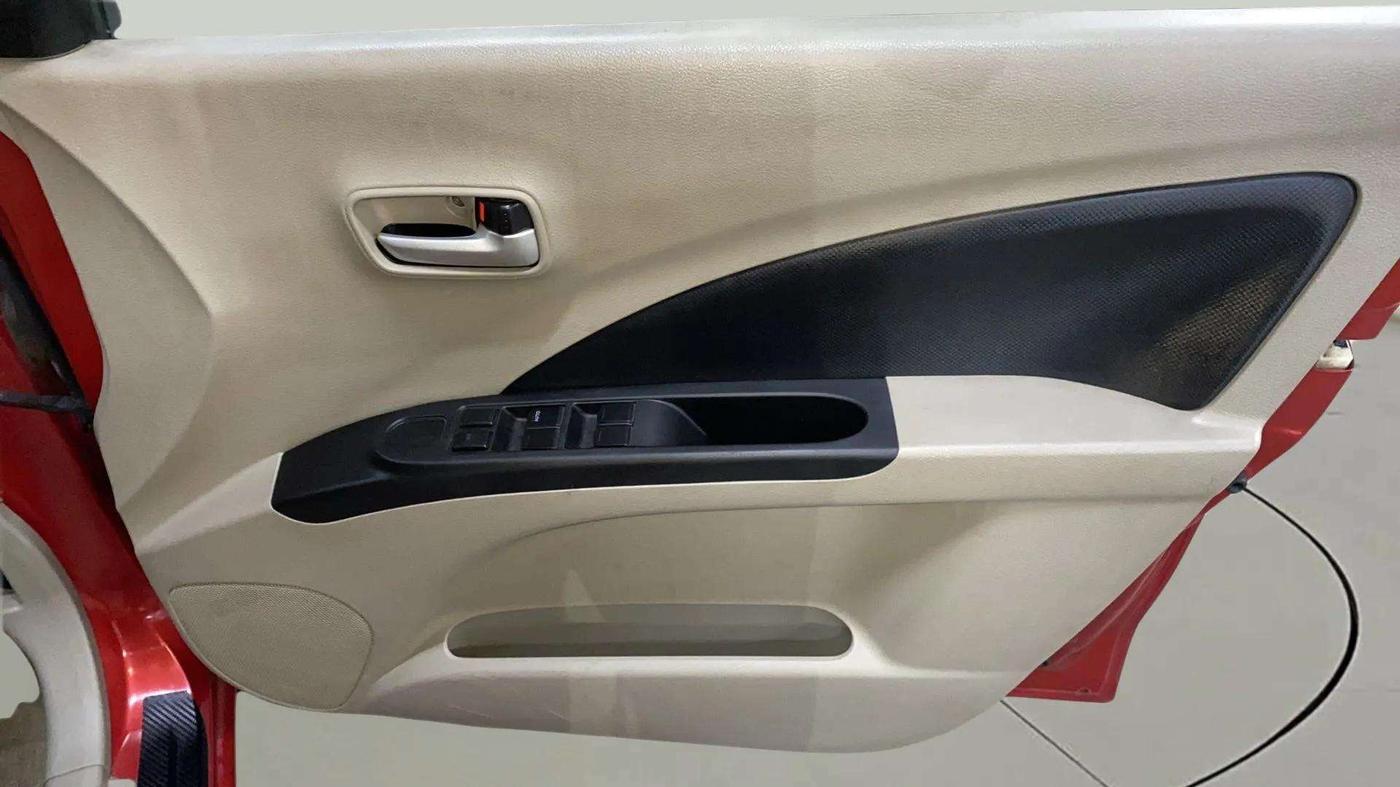 2017 Maruti Celerio VXI AMT, Petrol, Automatic, 50,507 km, Driver Side Door Panels Control