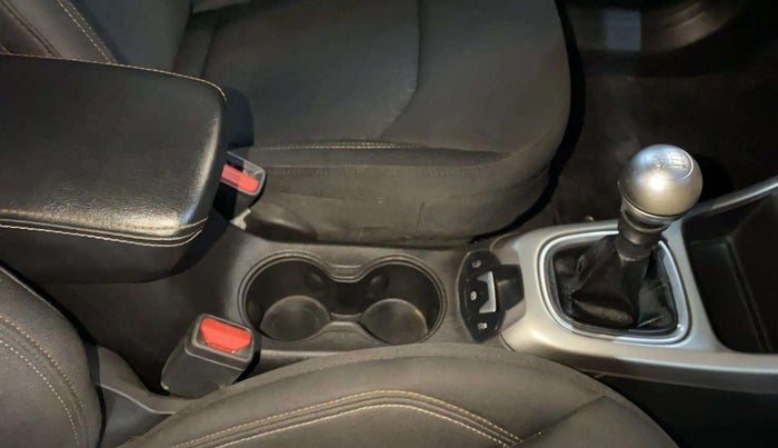 2020 Jeep Compass SPORT PLUS 1.4 PETROL, Petrol, Manual, 33,404 km, Gear Lever