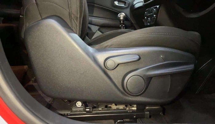 2020 Jeep Compass SPORT PLUS 1.4 PETROL, Petrol, Manual, 33,404 km, Driver Side Adjustment Panel