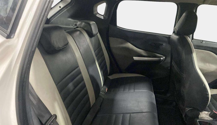 2023 Nissan MAGNITE XE, Petrol, Manual, 40,273 km, Right Side Rear Door Cabin