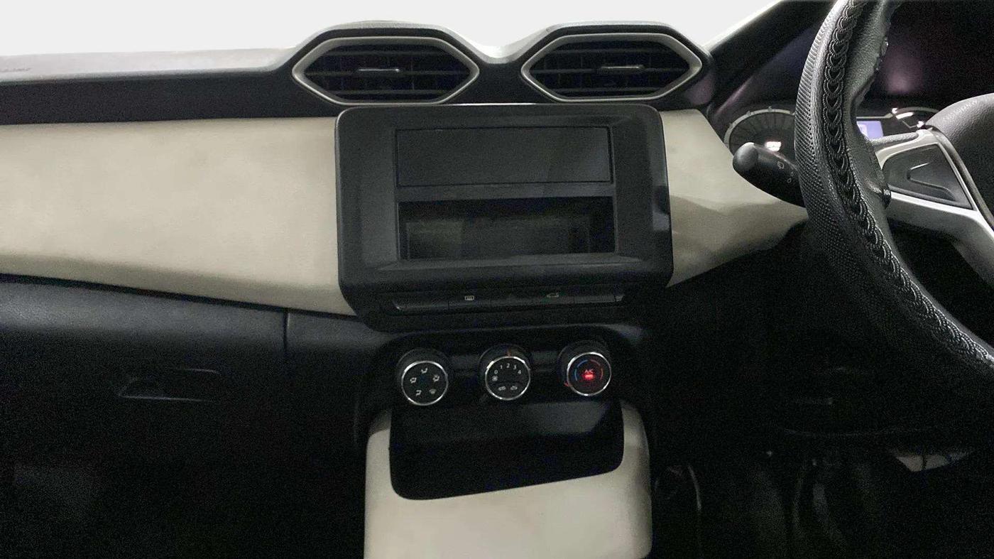 2023 Nissan MAGNITE XE, Petrol, Manual, 40,347 km, Air Conditioner