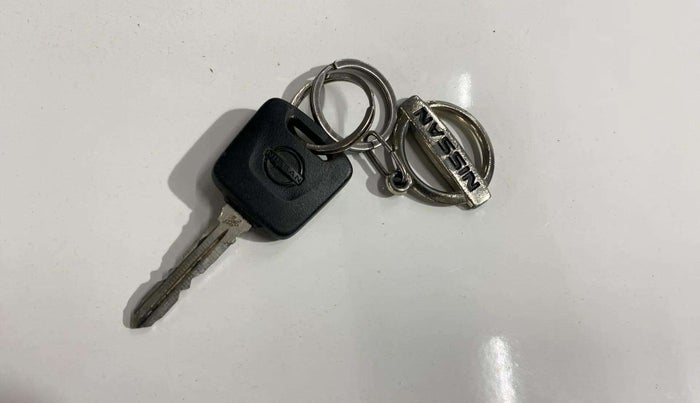 2023 Nissan MAGNITE XE, Petrol, Manual, 40,273 km, Key Close Up