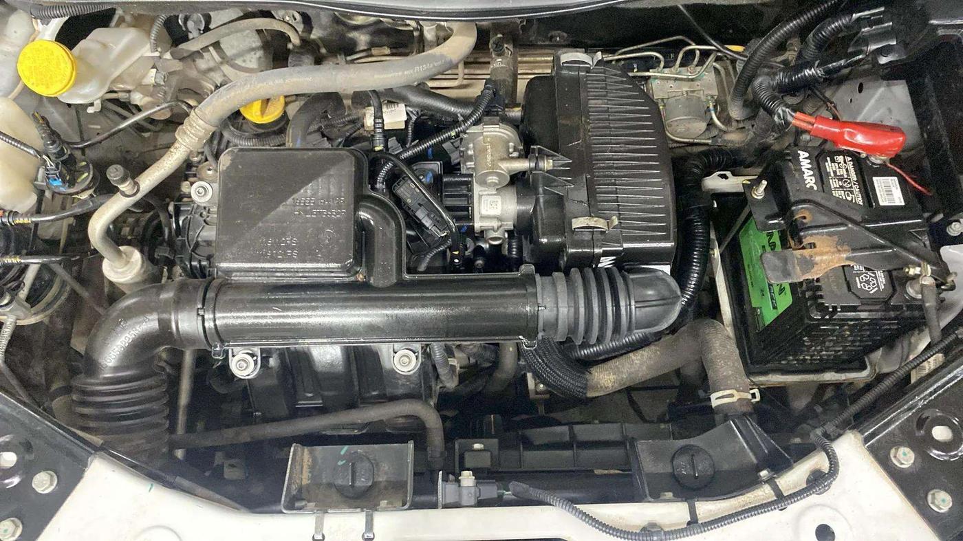 2023 Nissan MAGNITE XE, Petrol, Manual, 40,347 km, Engine View