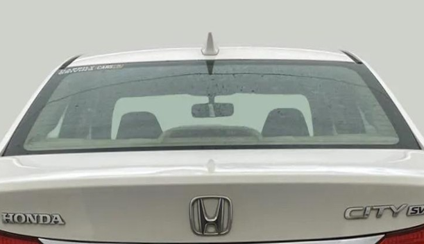 2016 Honda City 1.5L I-VTEC SV CVT, Petrol, Automatic, 1,17,326 km, Rear Windshield