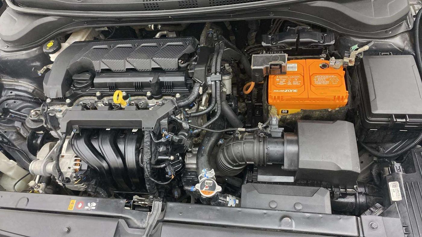 2021 Hyundai Verna SX (O) 1.5 VTVT IVT, Petrol, Automatic, 84,477 km, Engine View - Left