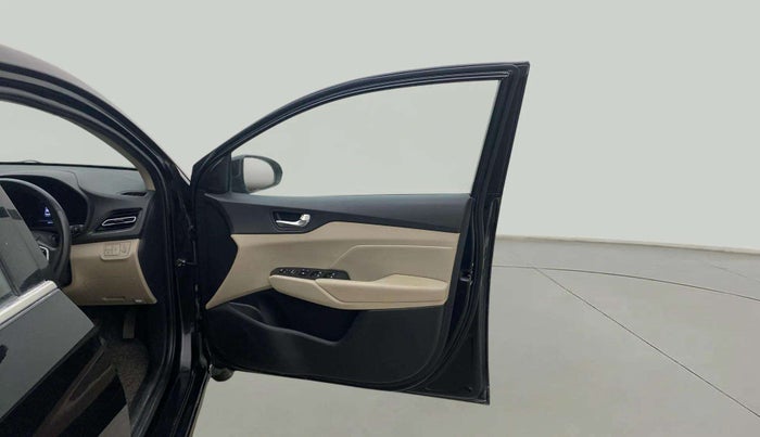 2021 Hyundai Verna SX (O) 1.5 VTVT IVT, Petrol, Automatic, 84,477 km, RHS Front Door