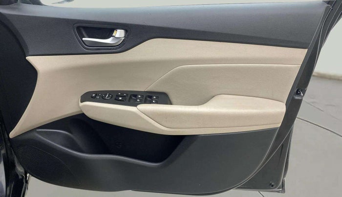 2021 Hyundai Verna SX (O) 1.5 VTVT IVT, Petrol, Automatic, 84,477 km, Driver Side Door Panels Control