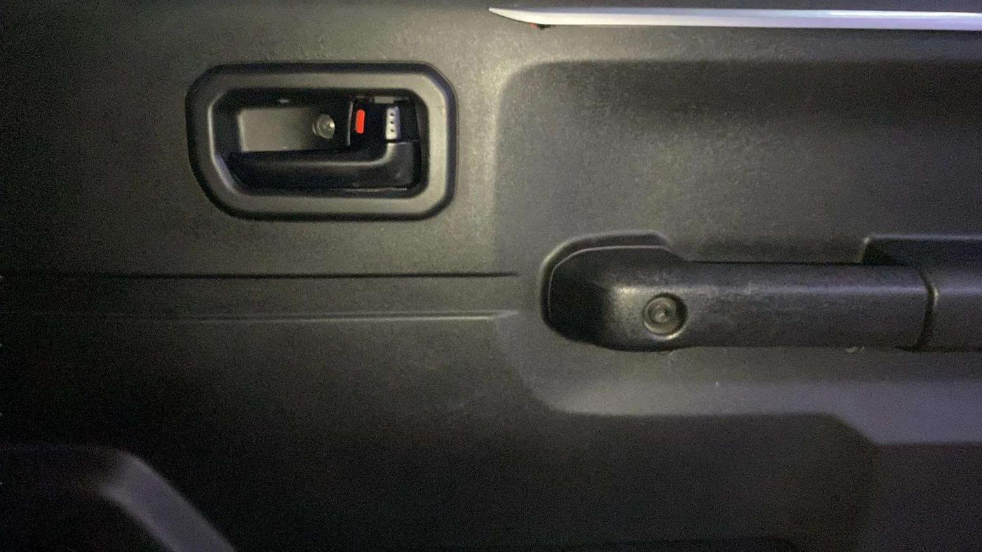 2023 Maruti JIMNY ZETA ALL GRIP PRO AT, Petrol, Automatic, 13,527 km, Driver Side Door Panels Control
