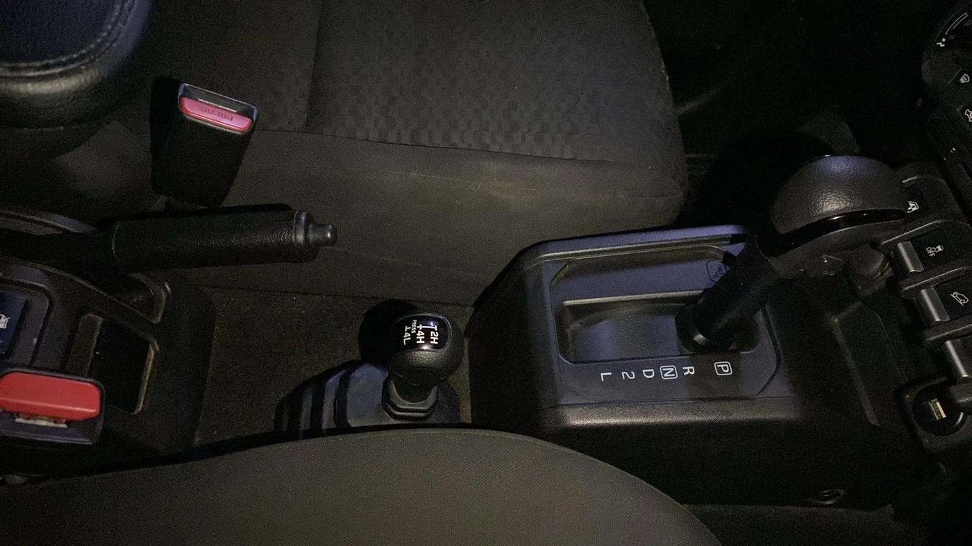 2023 Maruti JIMNY ZETA ALL GRIP PRO AT, Petrol, Automatic, 13,527 km, Gear Lever